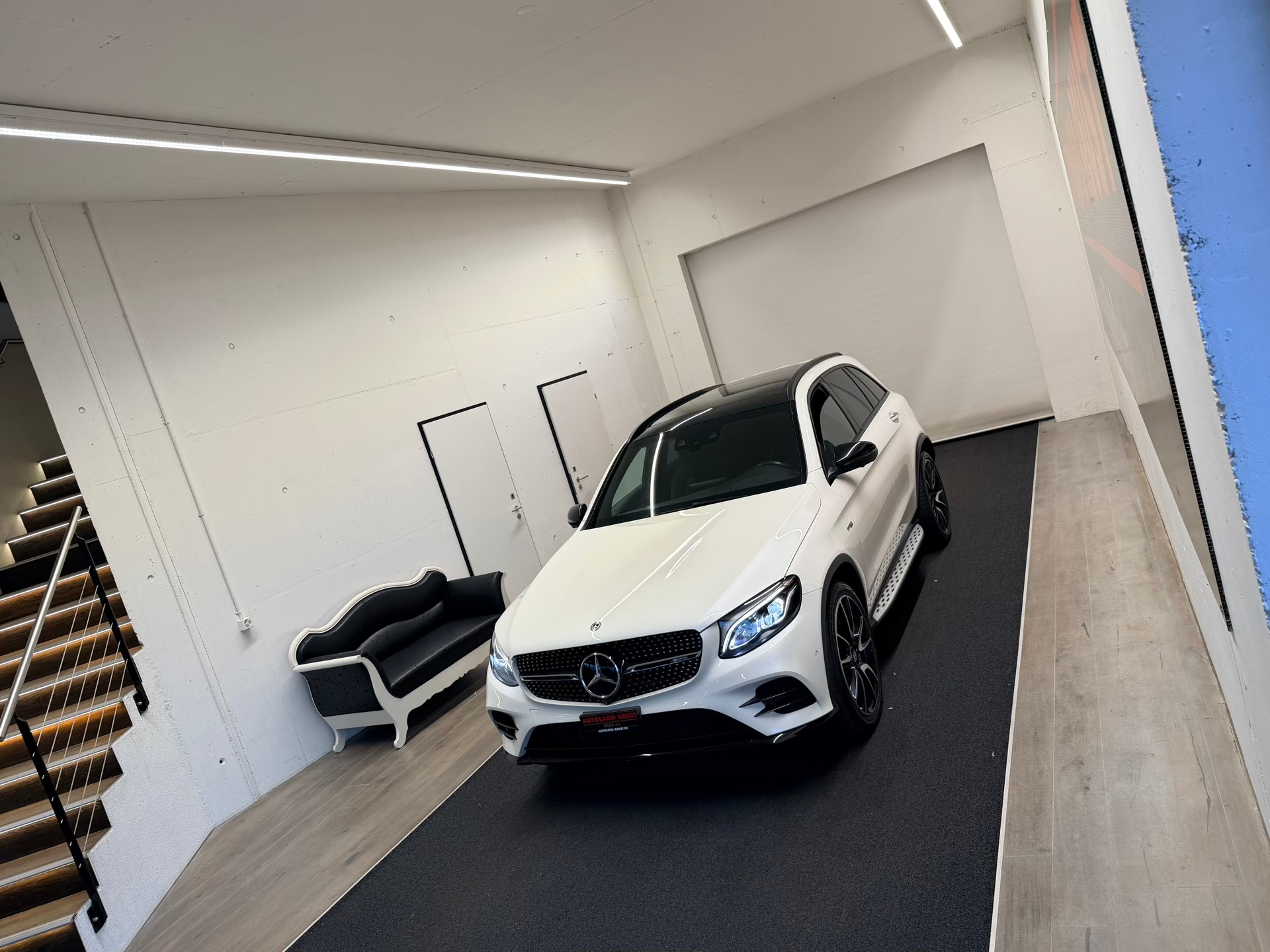 MERCEDES-BENZ GLC 43 AMG 4Matic 9G-Tronic-image-3