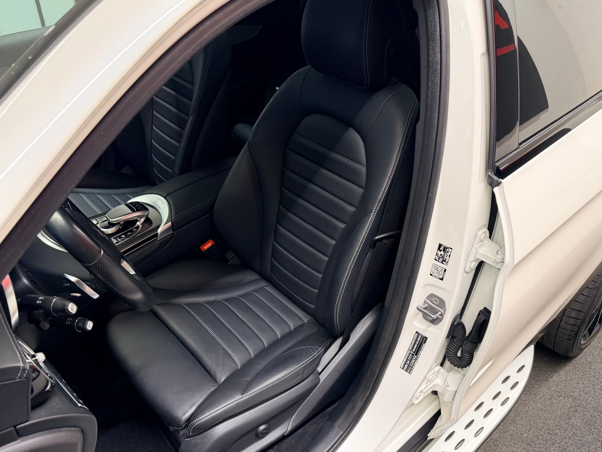 MERCEDES-BENZ GLC 43 AMG 4Matic 9G-Tronic-image-16