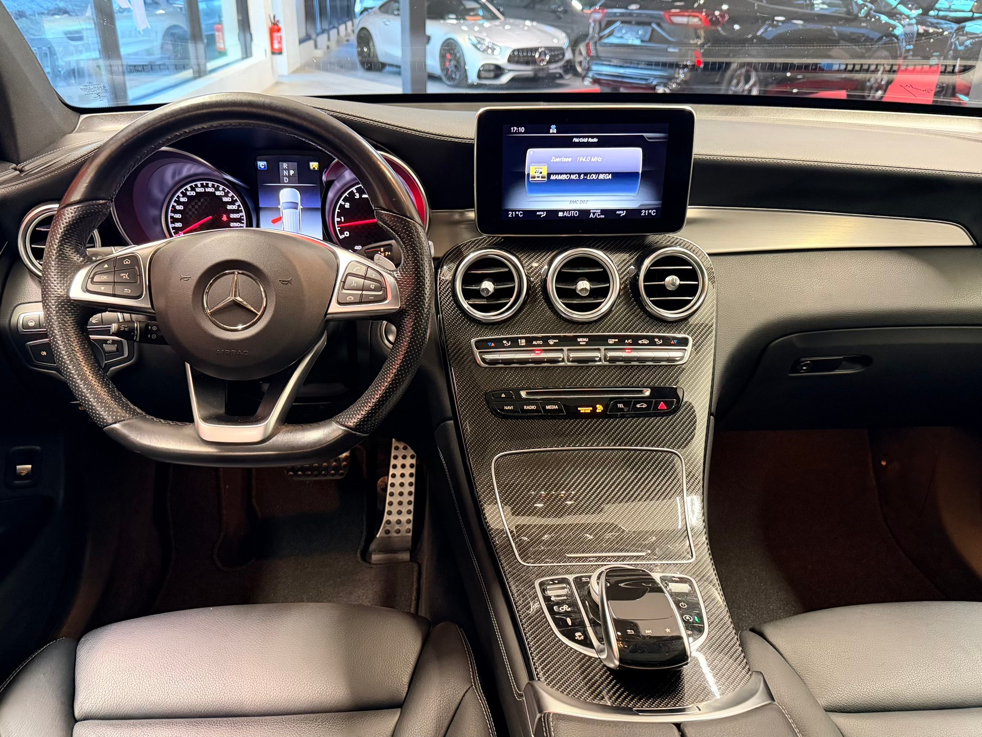 MERCEDES-BENZ GLC 43 AMG 4Matic 9G-Tronic-image-20