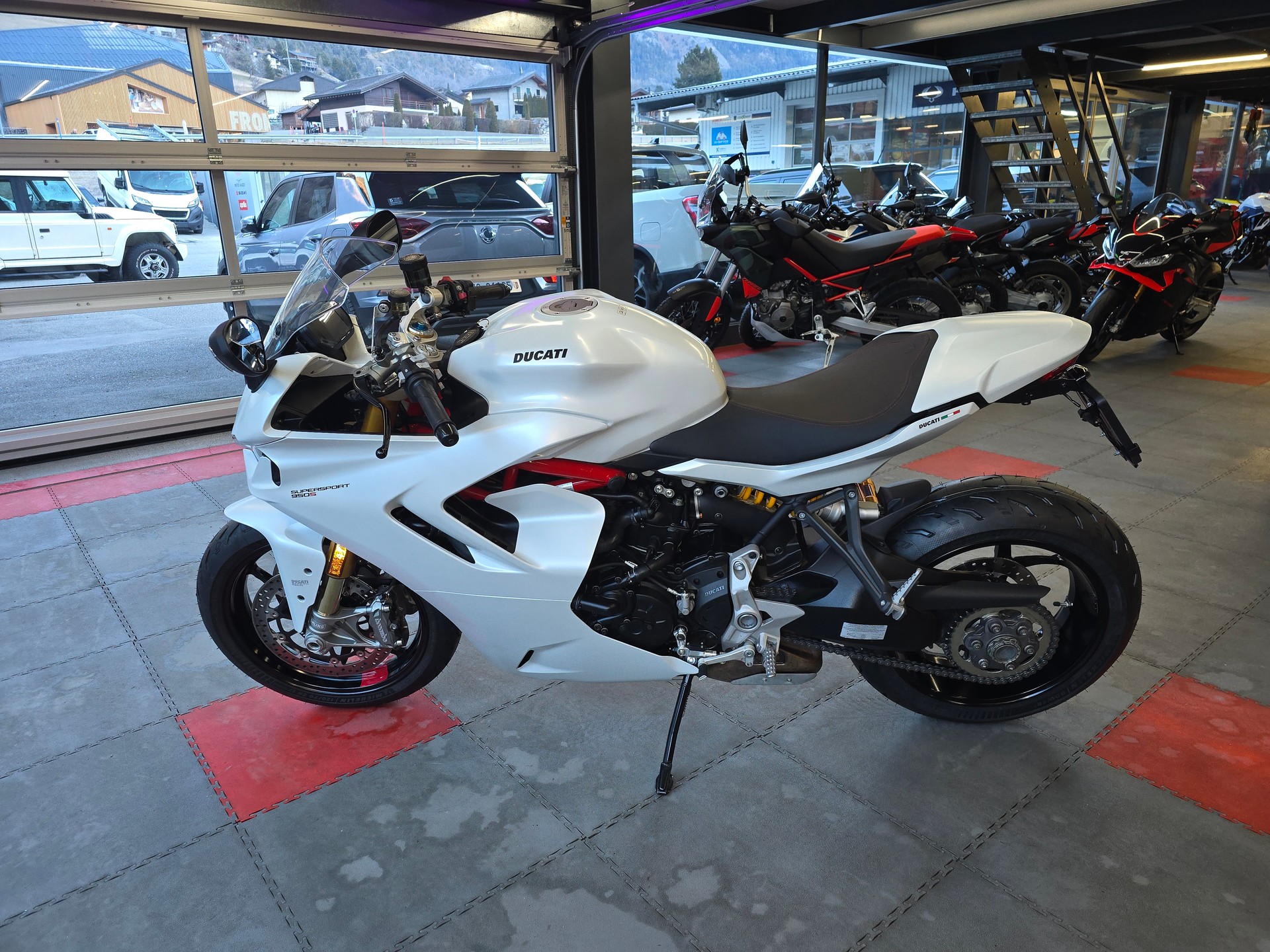 DUCATI 950 Supersport S-image-3