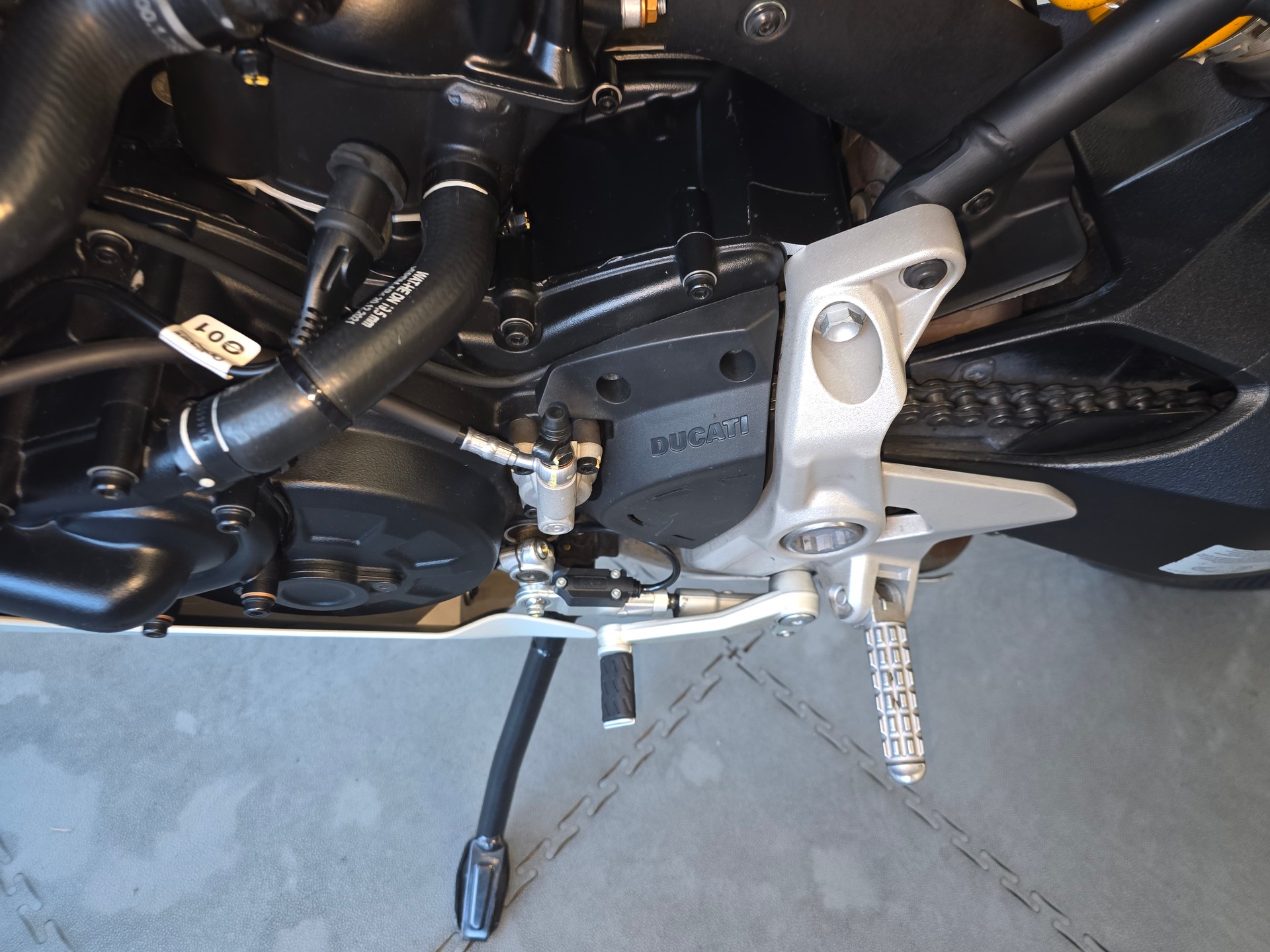 DUCATI 950 Supersport S-image-8
