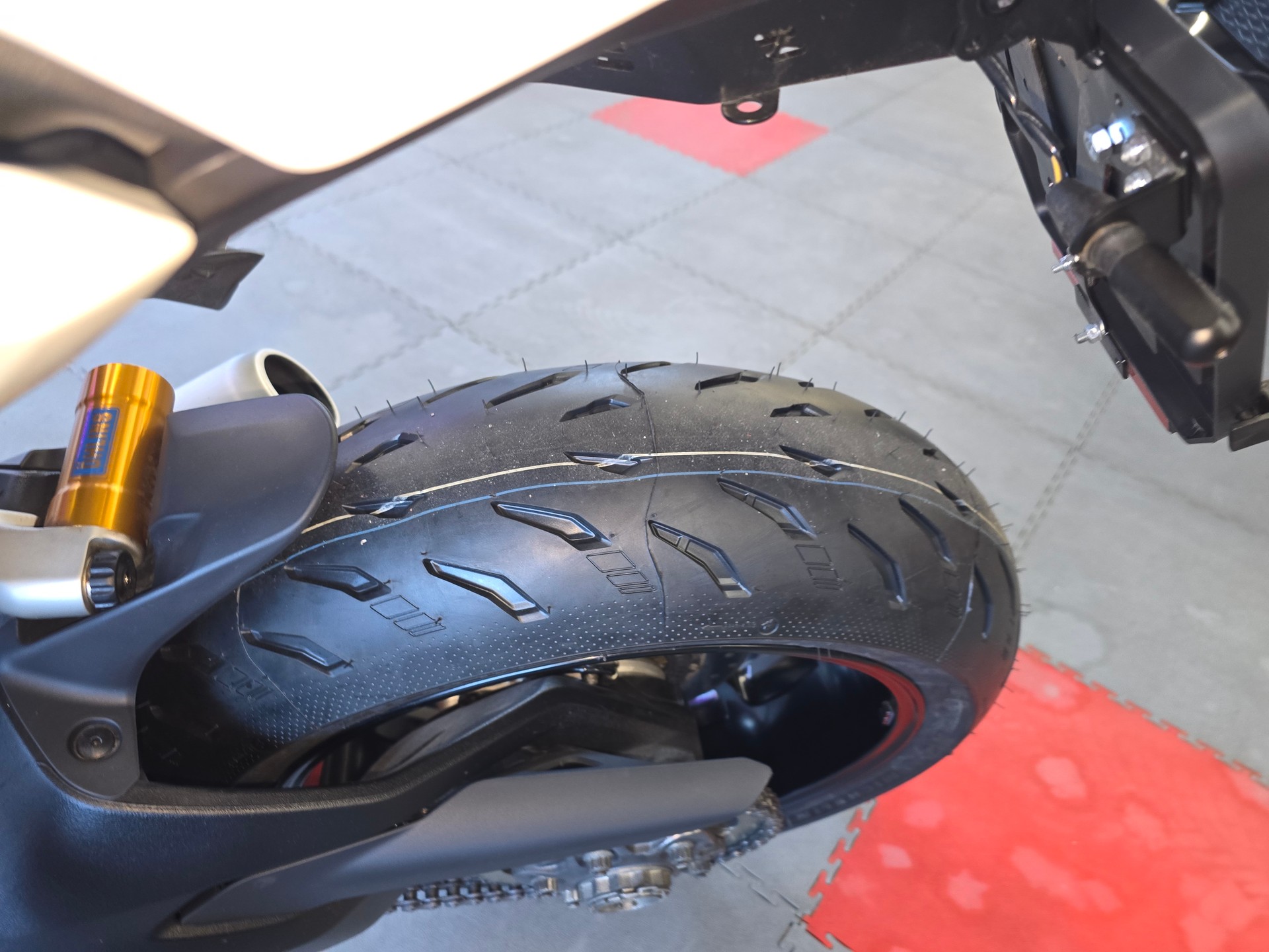 DUCATI 950 Supersport S-image-9