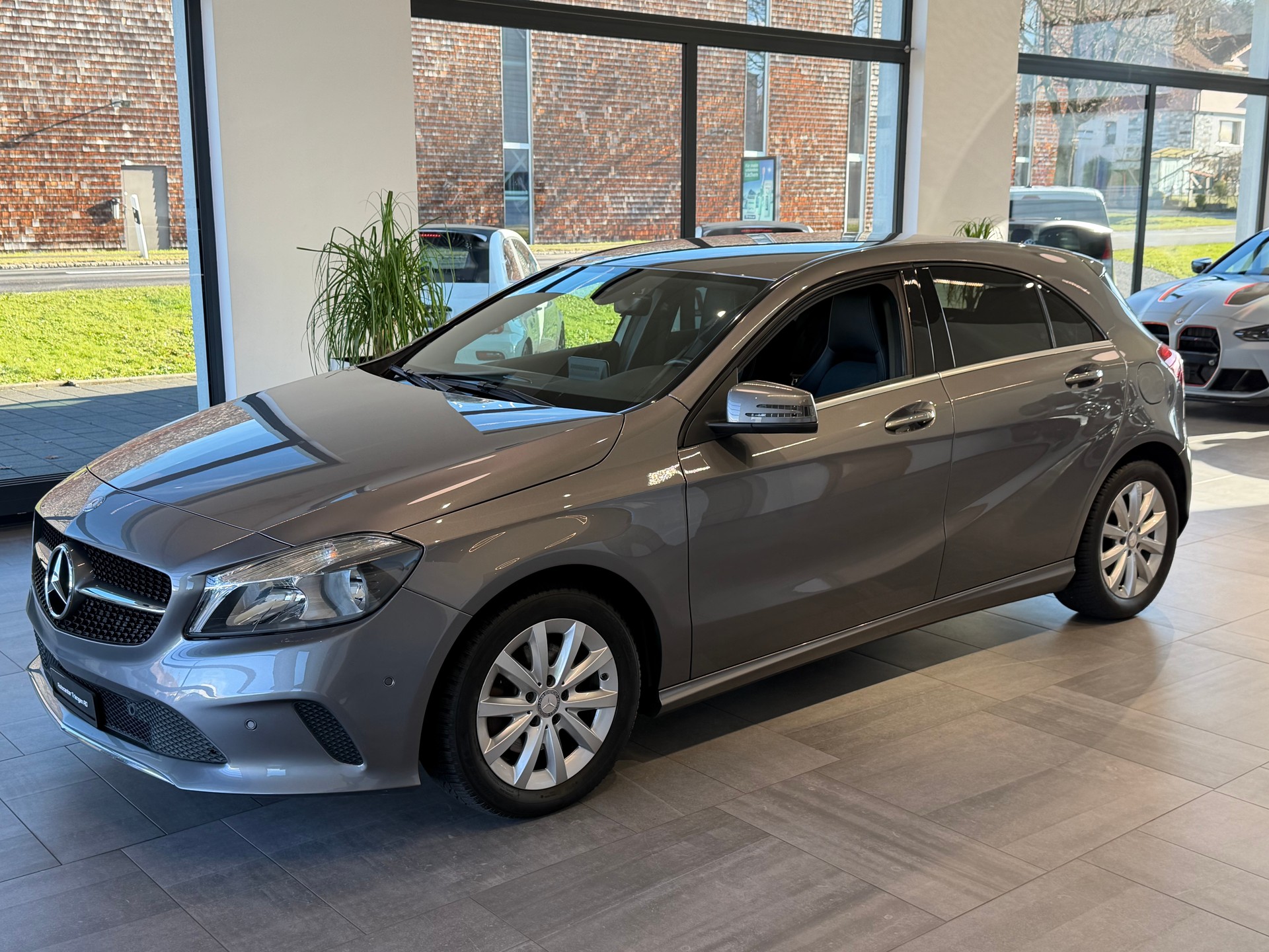 MERCEDES-BENZ A 200 CDI Style-image-11