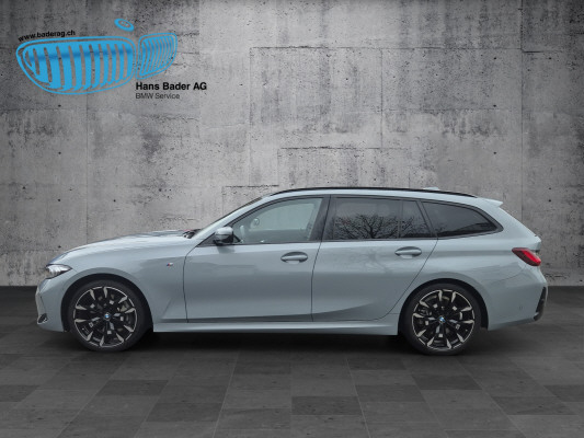 BMW 330i xDrive Tour M Sport-image-2
