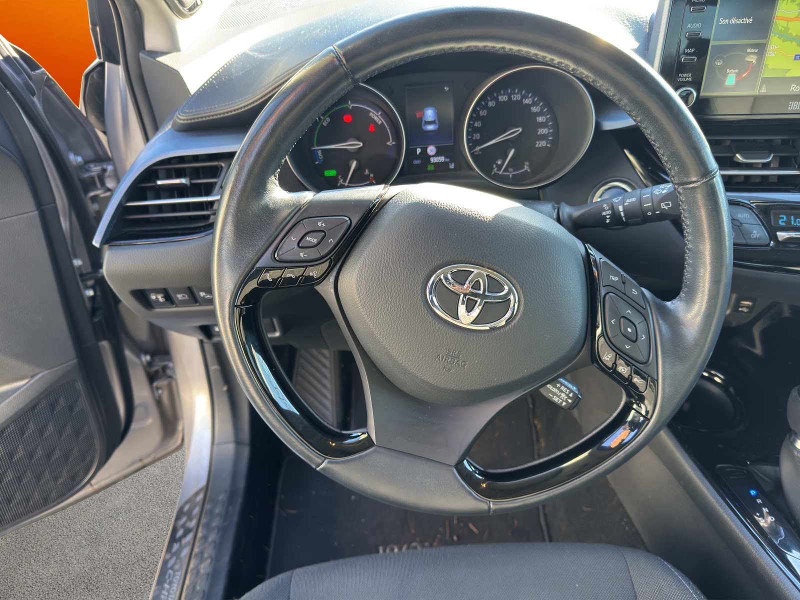 TOYOTA C-HR 2.0 HSD CVT Style-image-10