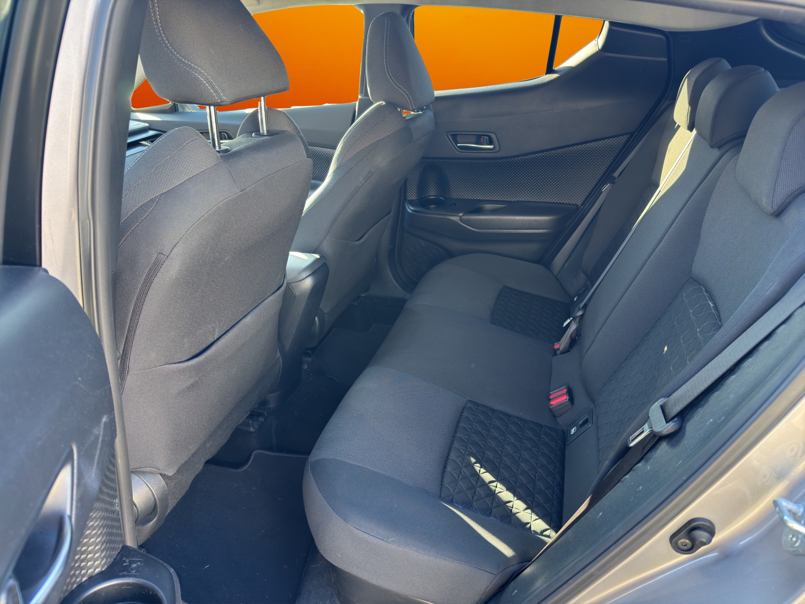 TOYOTA C-HR 2.0 HSD CVT Style-image-11