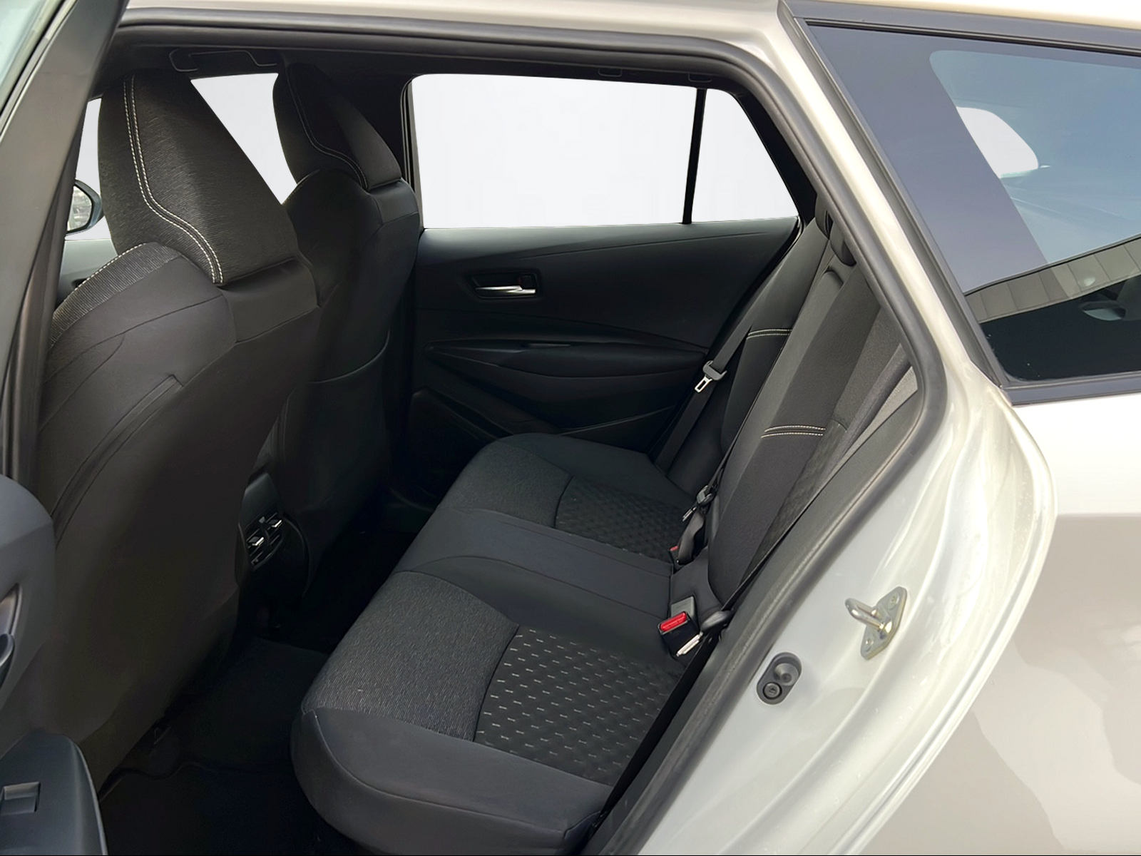 TOYOTA Corolla Touring Sports 1.8 HSD Comfort-image-10