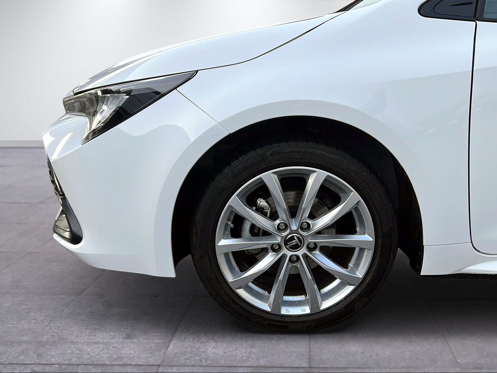 TOYOTA Corolla Touring Sports 1.8 HSD Comfort-image-2