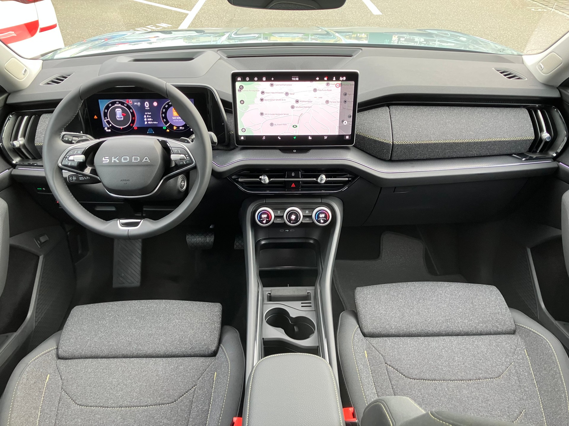 SKODA Kodiaq 2.0 TSI Dynamic 4x4 DSG-image-9