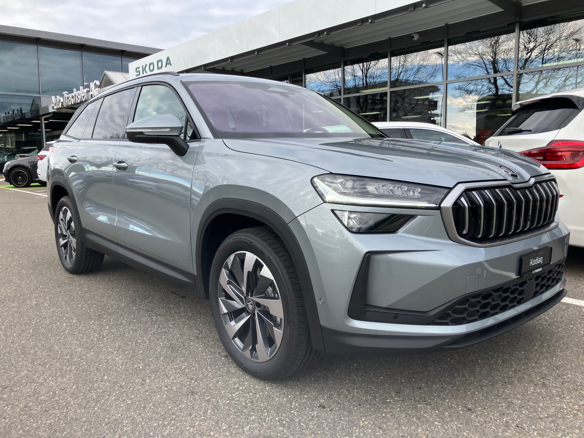 SKODA Kodiaq 2.0 TSI Dynamic 4x4 DSG-image-1