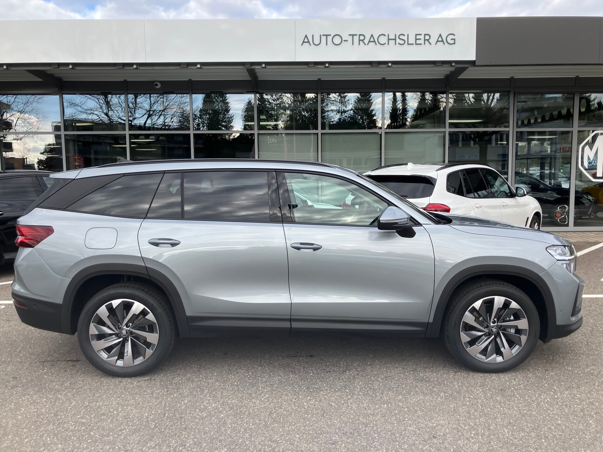 SKODA Kodiaq 2.0 TSI Dynamic 4x4 DSG-image-0