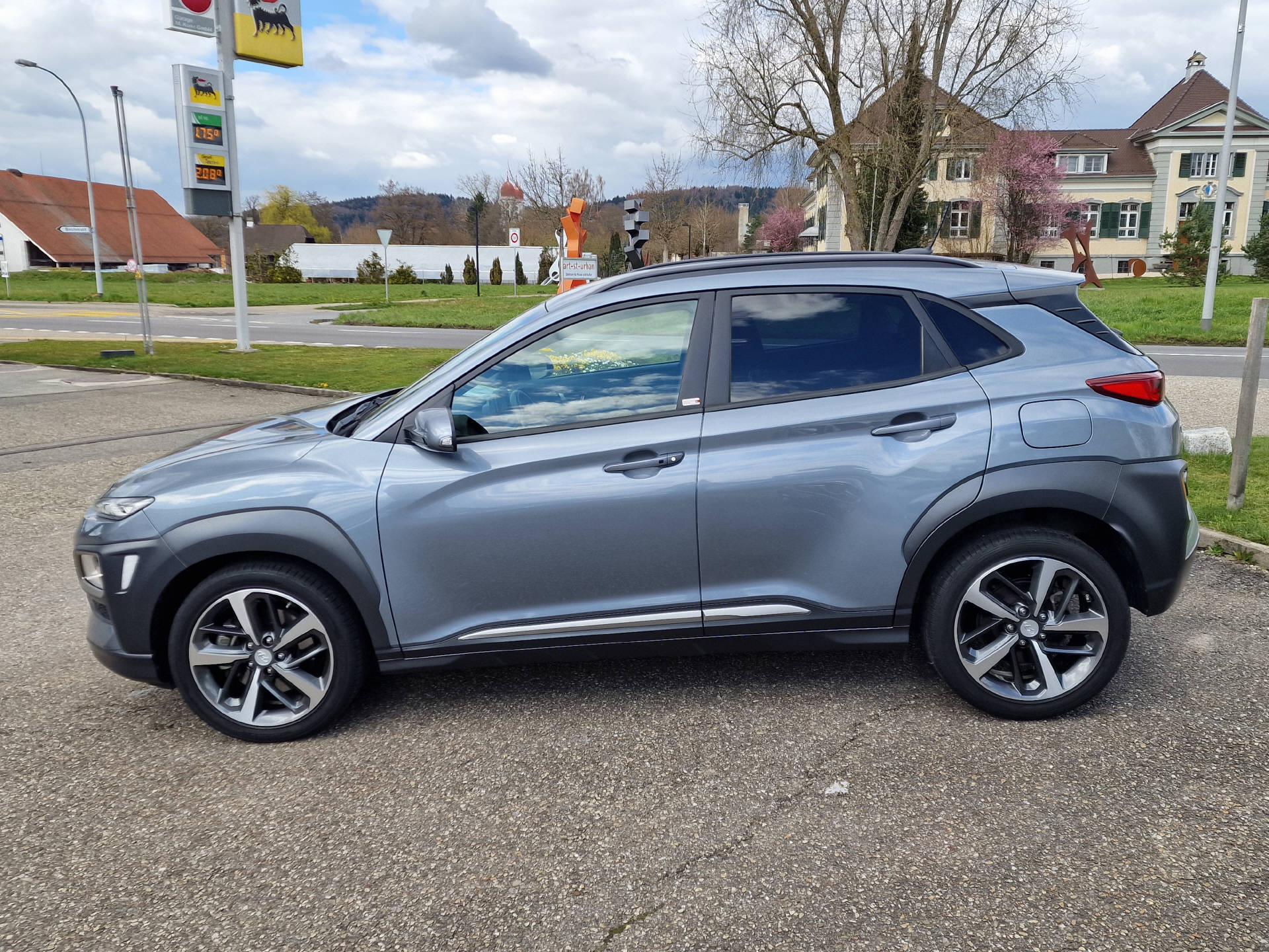HYUNDAI Kona 1.6 T-GDi Launch Plus 4WD-showroom-element-1