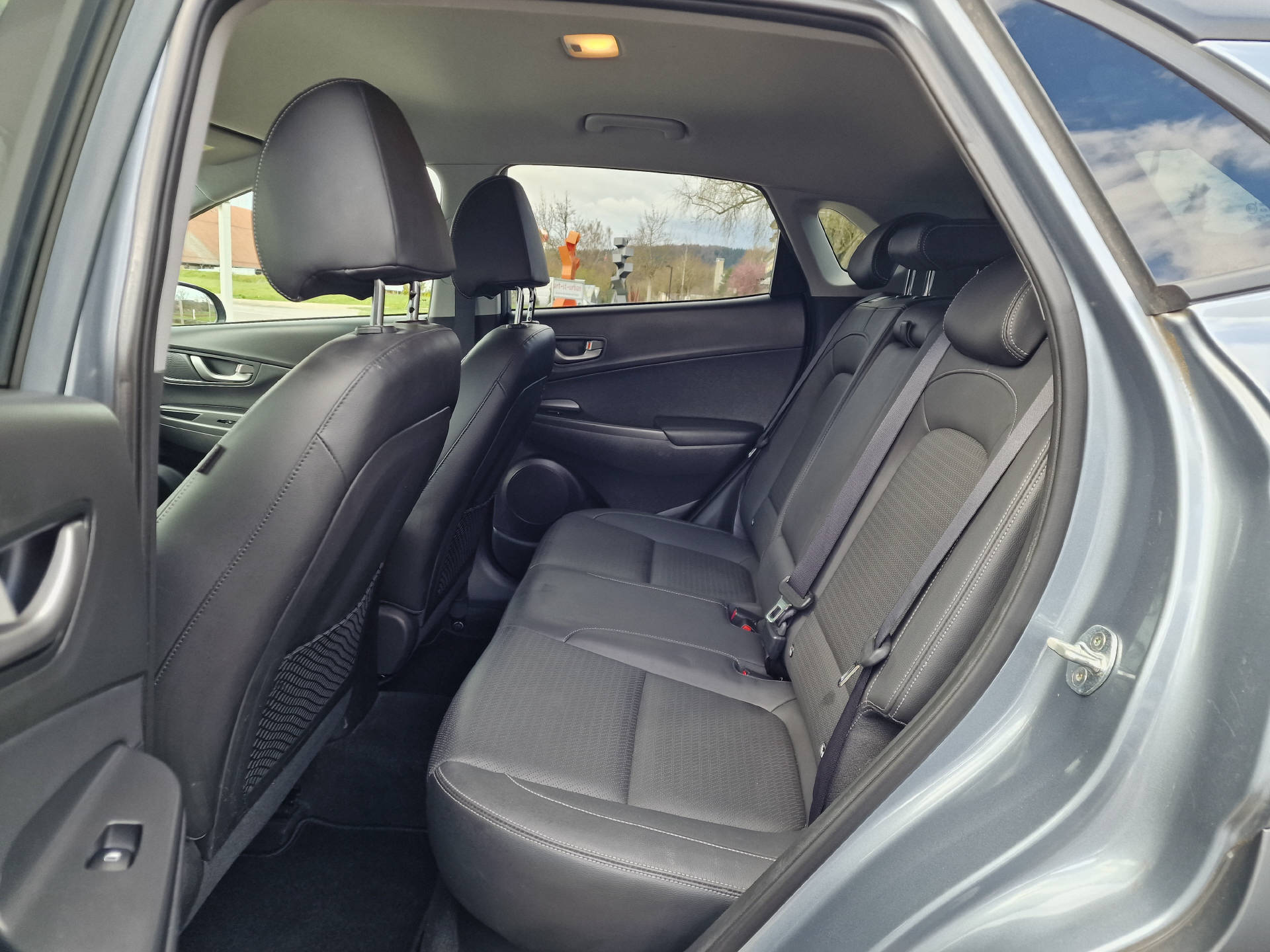 HYUNDAI Kona 1.6 T-GDi Launch Plus 4WD-image-9
