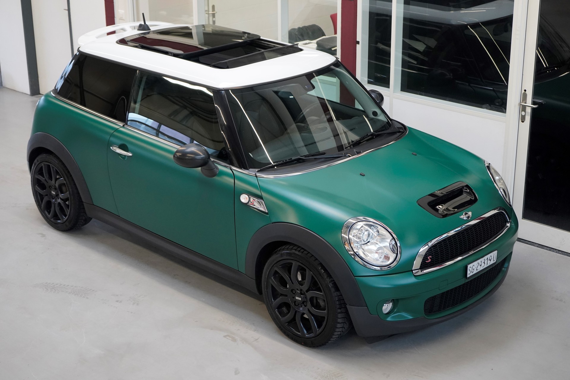 MINI Cooper S-image-0