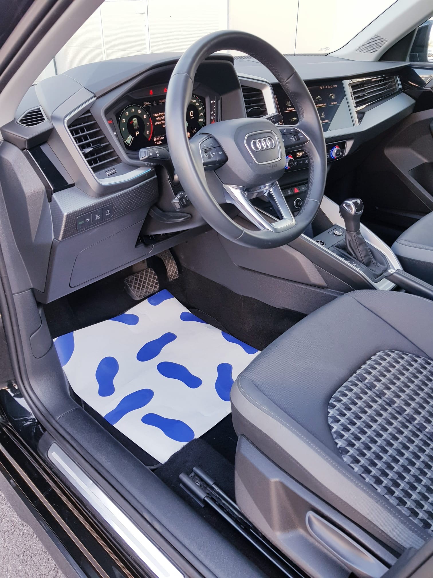 AUDI A1 allstreet 35 TFSI S-tronic-image-6