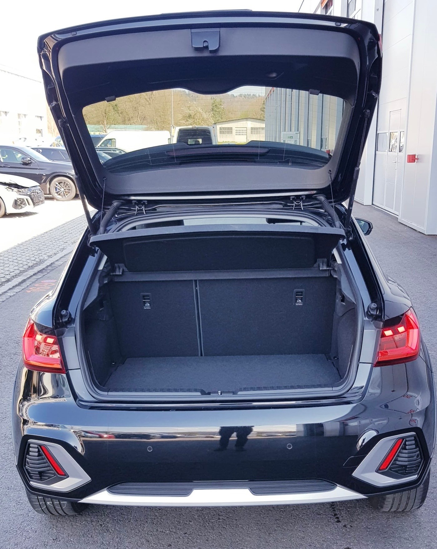 AUDI A1 allstreet 35 TFSI S-tronic-image-5