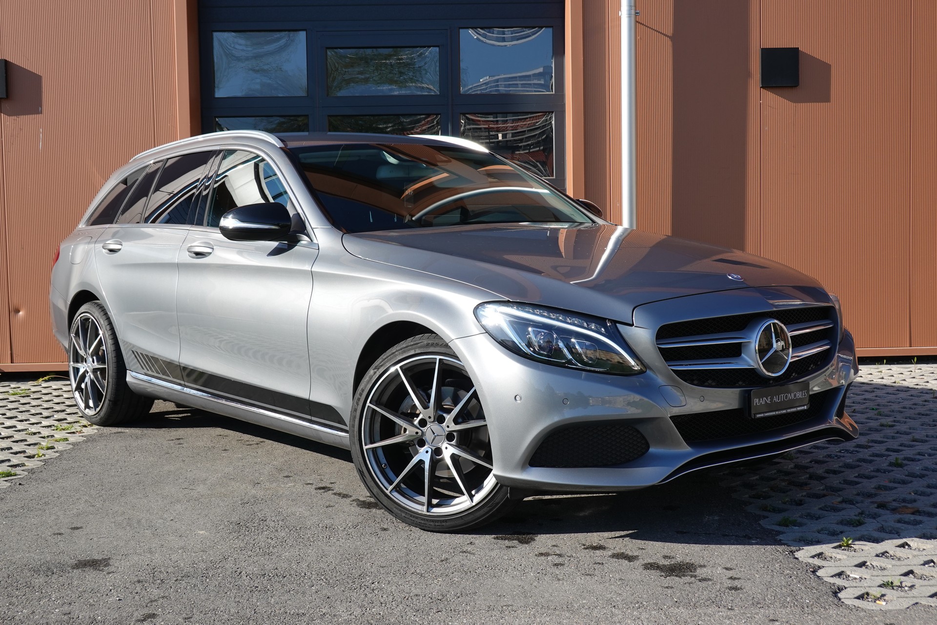 MERCEDES-BENZ C 220 BlueTEC AMG Line - "Véhicule CH * Pack AMG line * Caméra * Roues 19' "-image-0