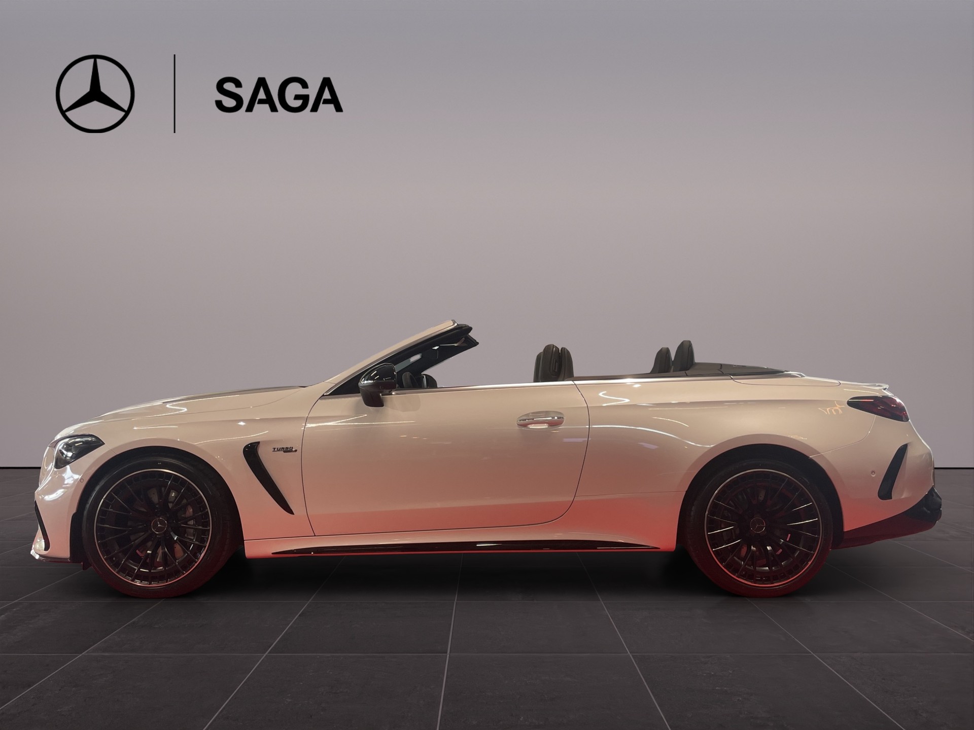 MERCEDES-BENZ CLE AMG 53 Cabrio 4Matic+ 9G-Tronic-image-2