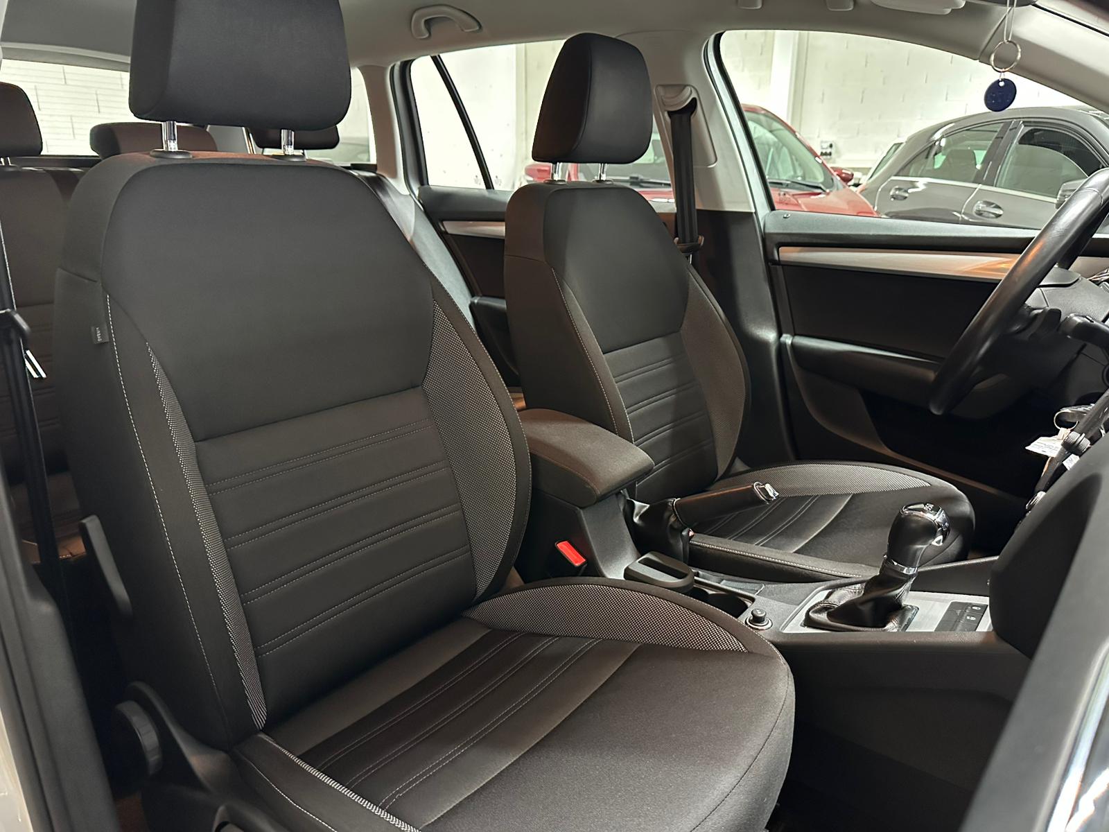 SKODA Octavia Combi 1.5 TSI Ambition DSG-image-12