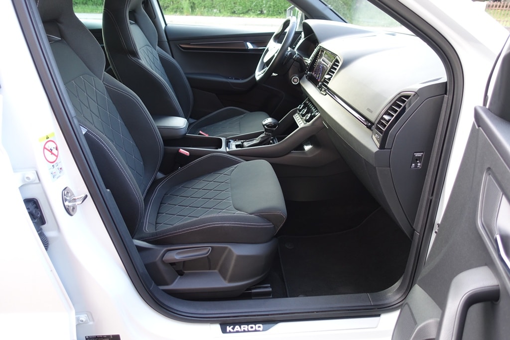 SKODA Karoq 1.5 TSI SportLine DSG-image-14