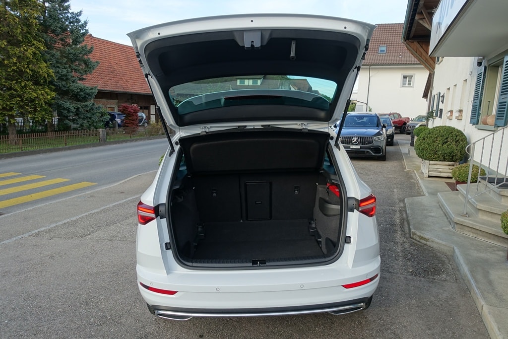 SKODA Karoq 1.5 TSI SportLine DSG-image-12