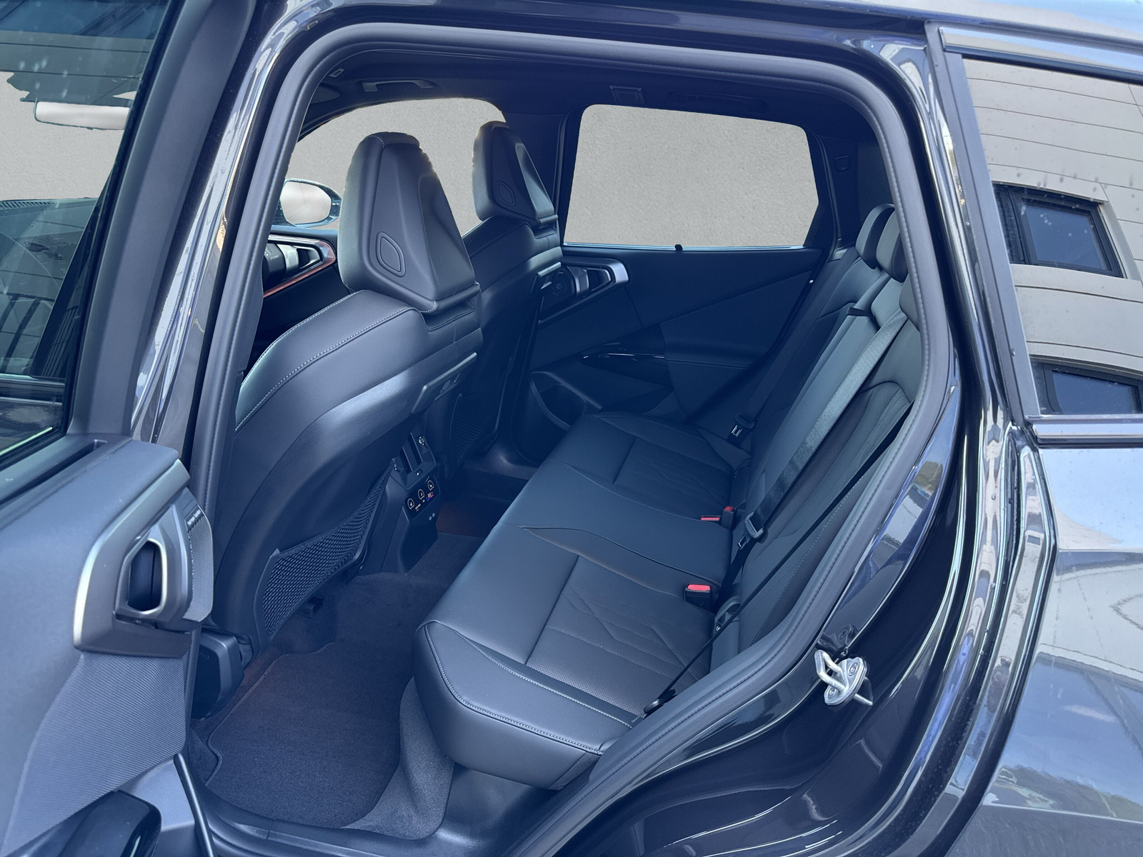 BMW X3 xDrive 30e M Sport-image-11