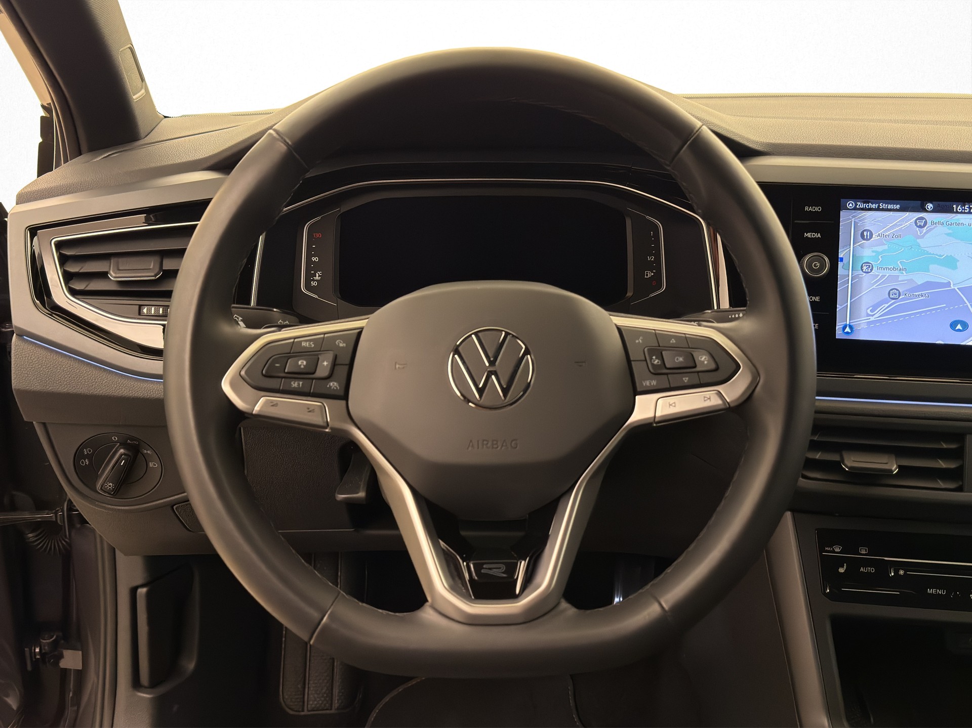 VW Taigo 1.5 TSI R-Line DSG-image-6