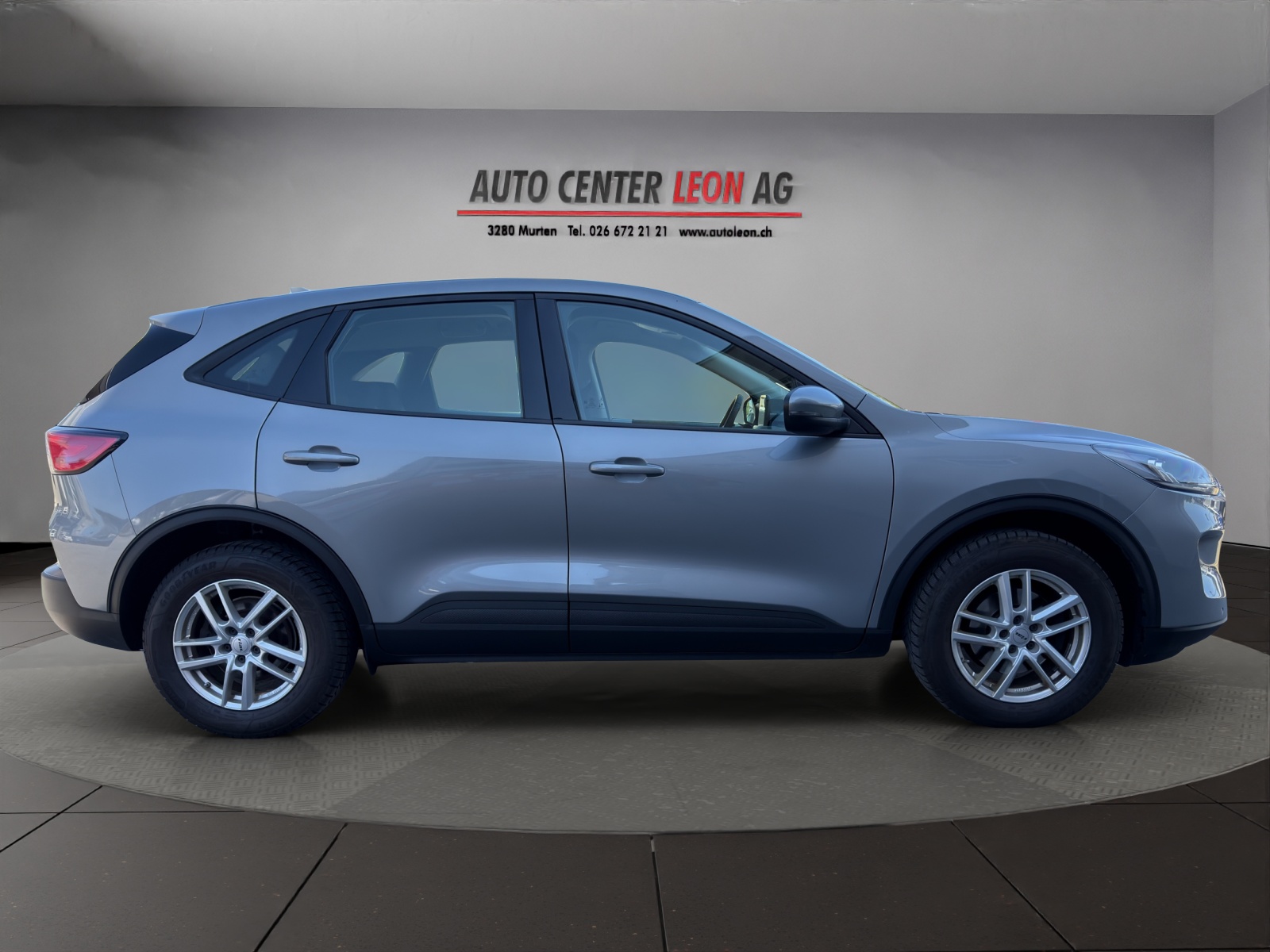FORD Kuga 2.0 TDCi EcoBlue Cool & Connect 4WD-image-6
