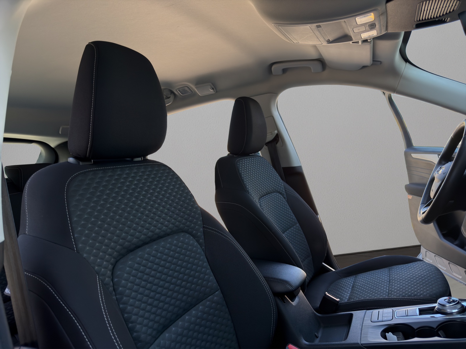 FORD Kuga 2.0 TDCi EcoBlue Cool & Connect 4WD-image-20