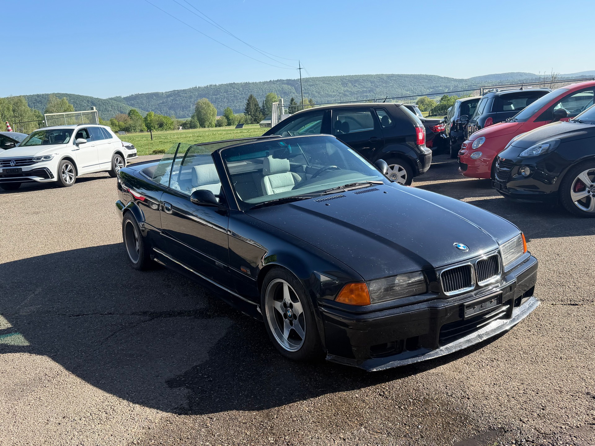 BMW 325i Cabrio-image-1