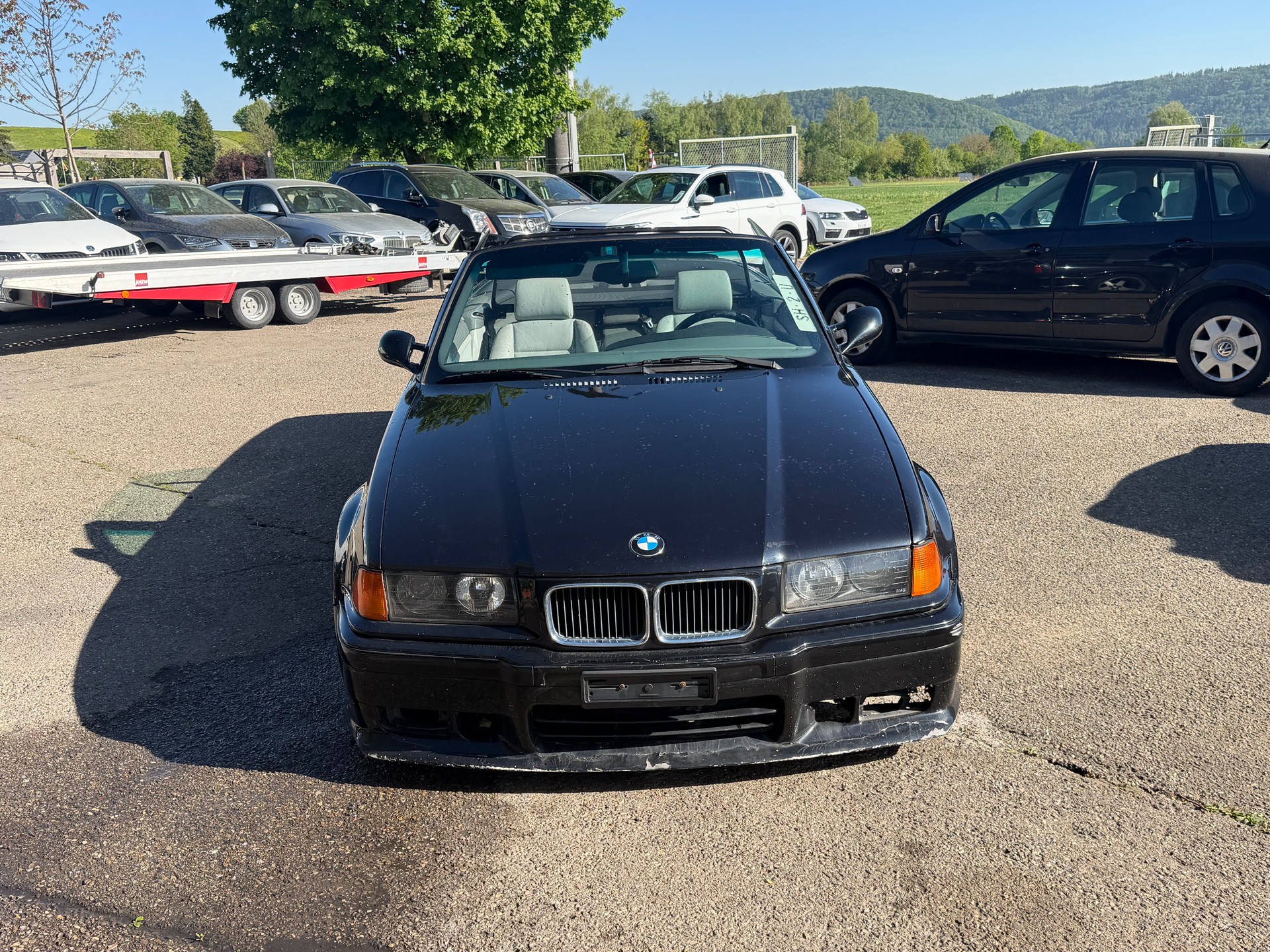 BMW 325i Cabrio-image-2