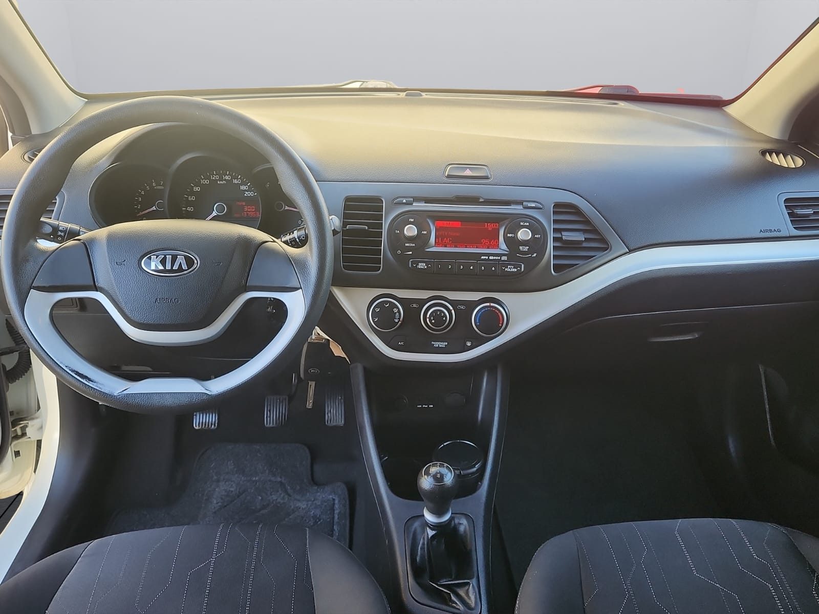 KIA Picanto 1.2 CVVT Trend-image-9