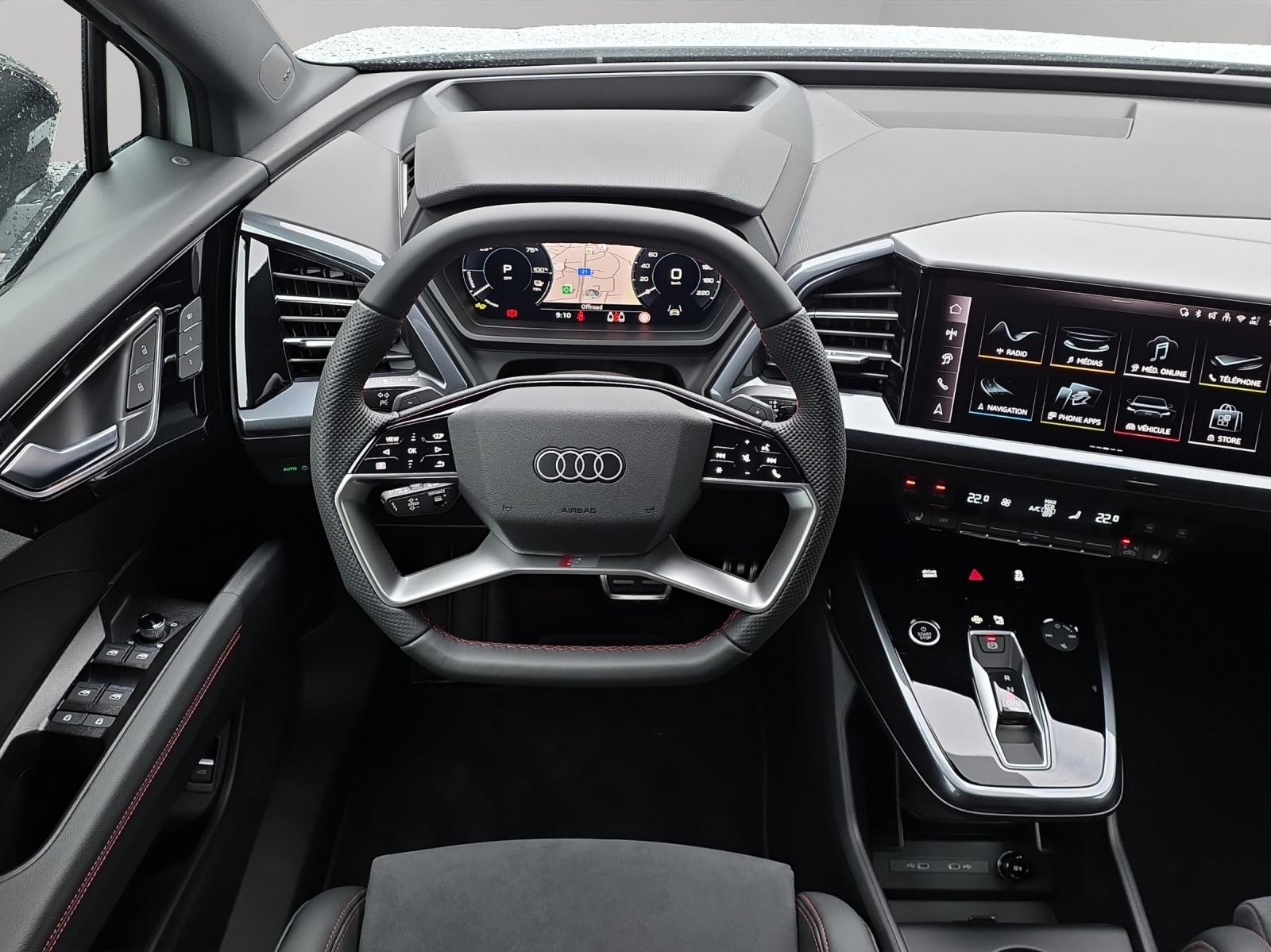 AUDI Q4 e-tron 45 Edition Swiss Ski quattro-image-8