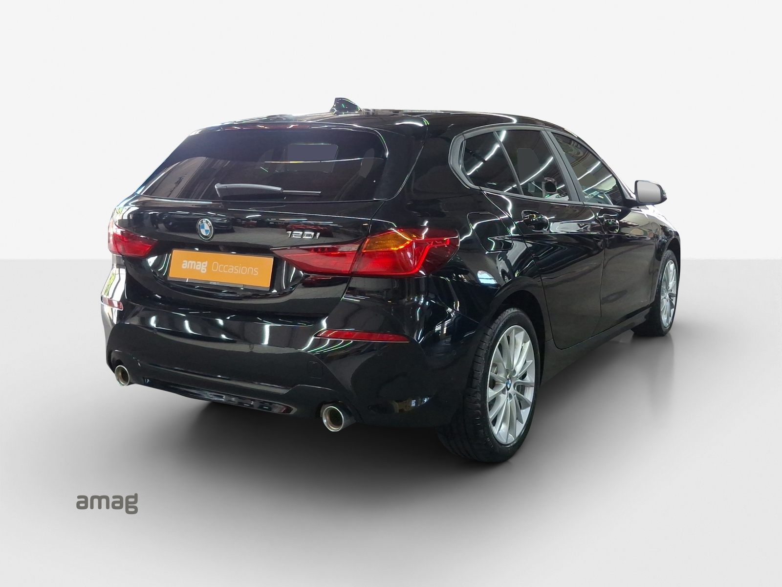 BMW 120i Steptronic-image-4