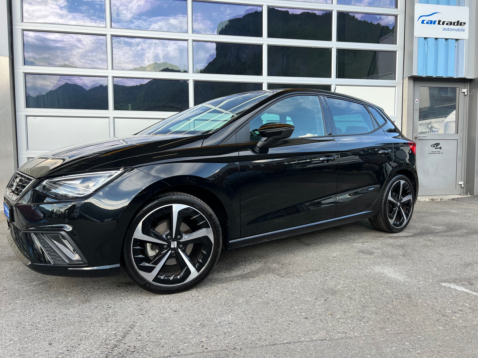 SEAT Ibiza 1.0 EcoTSI FR *** Navigation * Assisten * Tempomat / Distanzregler ACC * Alufelgen 18" ***-image-6