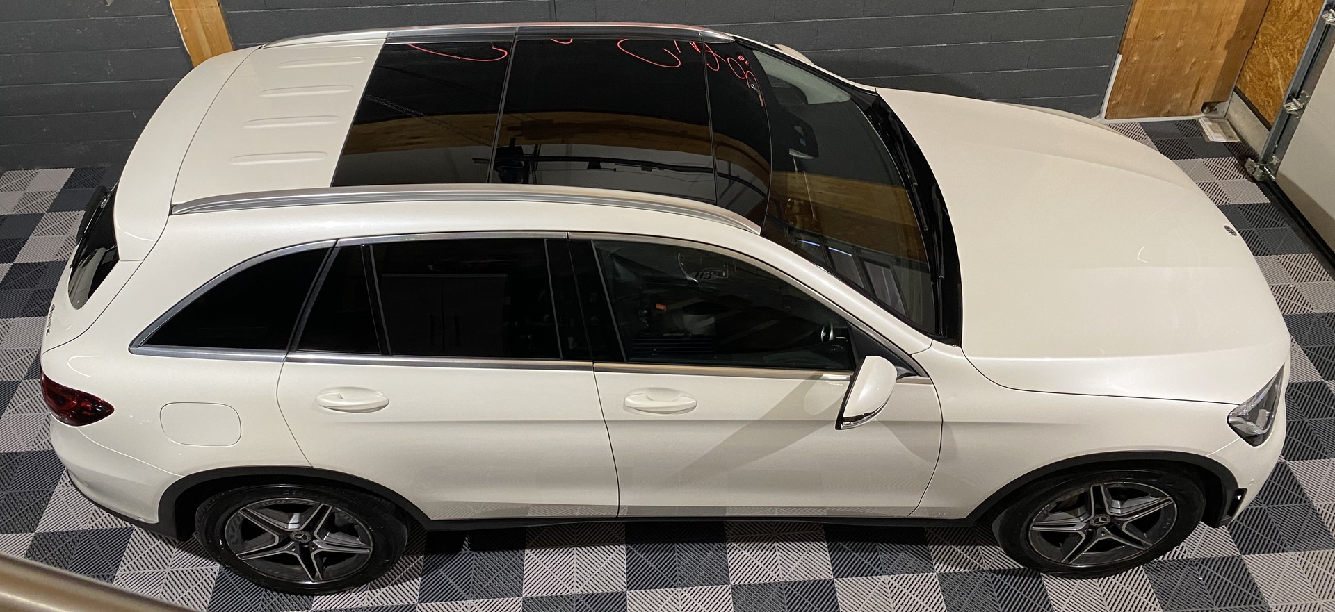 MERCEDES-BENZ GLC 200 Off-Road AMG Line 4Matic 9G-Tronic-image-2