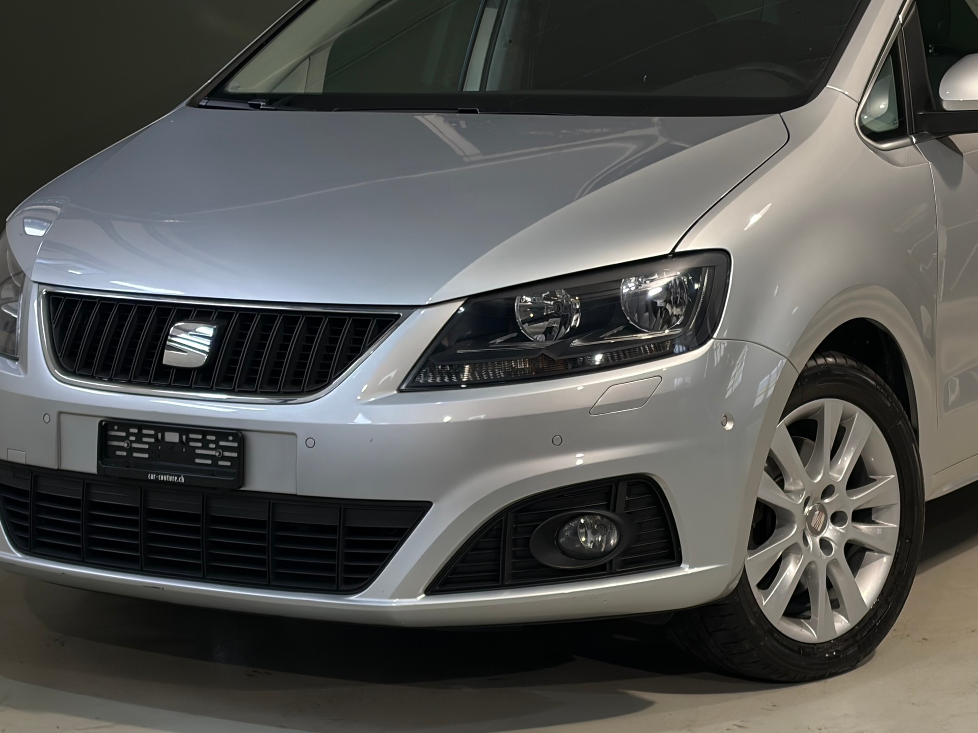 SEAT Alhambra 2.0 TDI Style Viva DSG*7PLätzer*Standheizung*Ab MFK*Alle Service inkl.Zahnriemen*-showroom-element-1