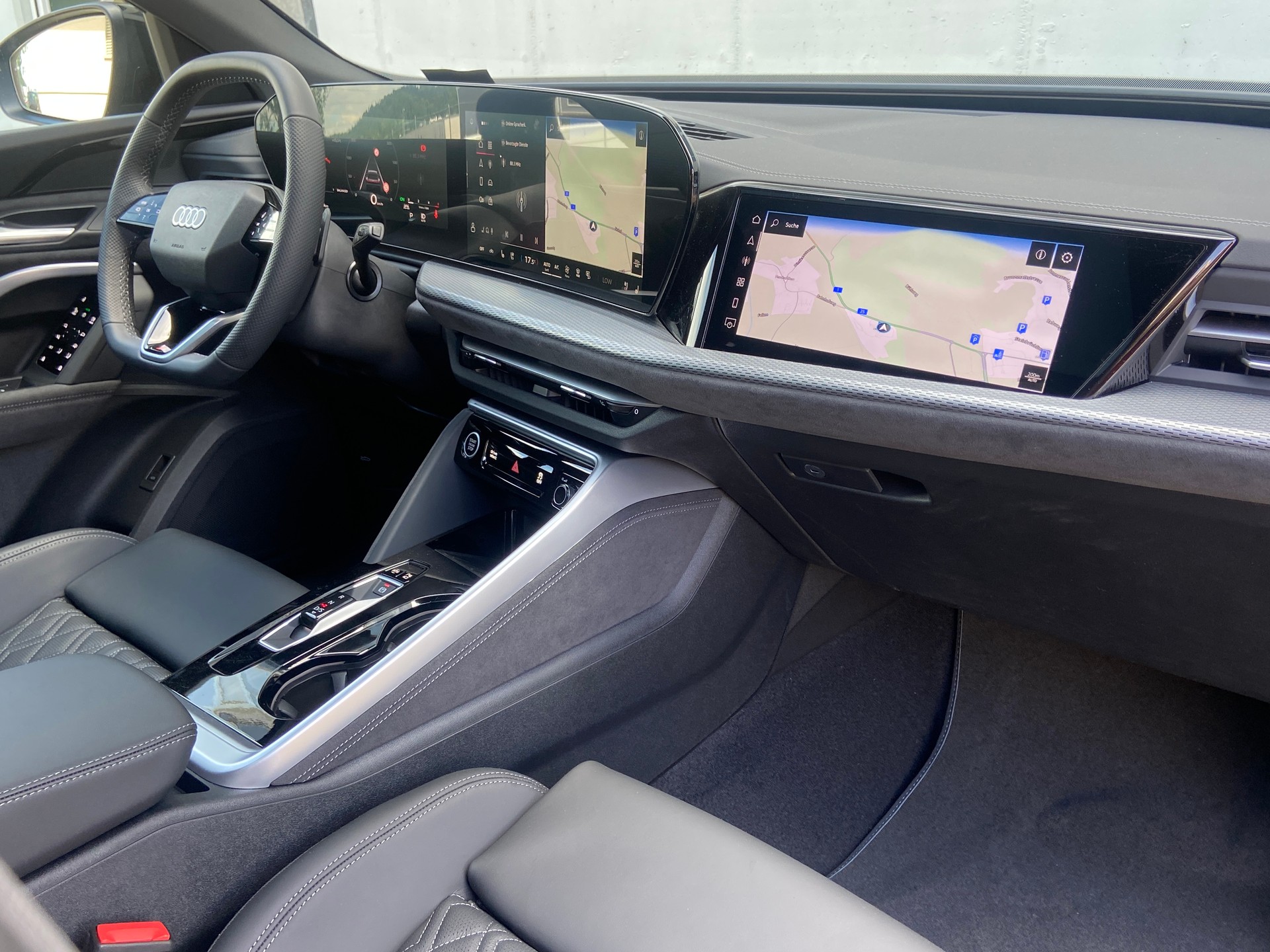 AUDI Q5 TDI quattro S-tronic S-Line-image-9