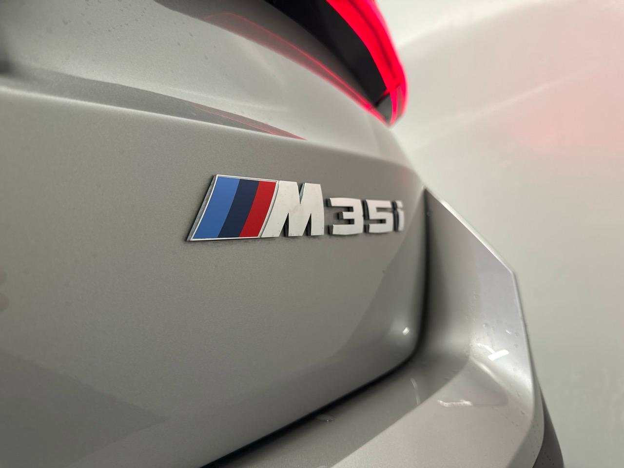 BMW X1 xDrive M35i-image-16