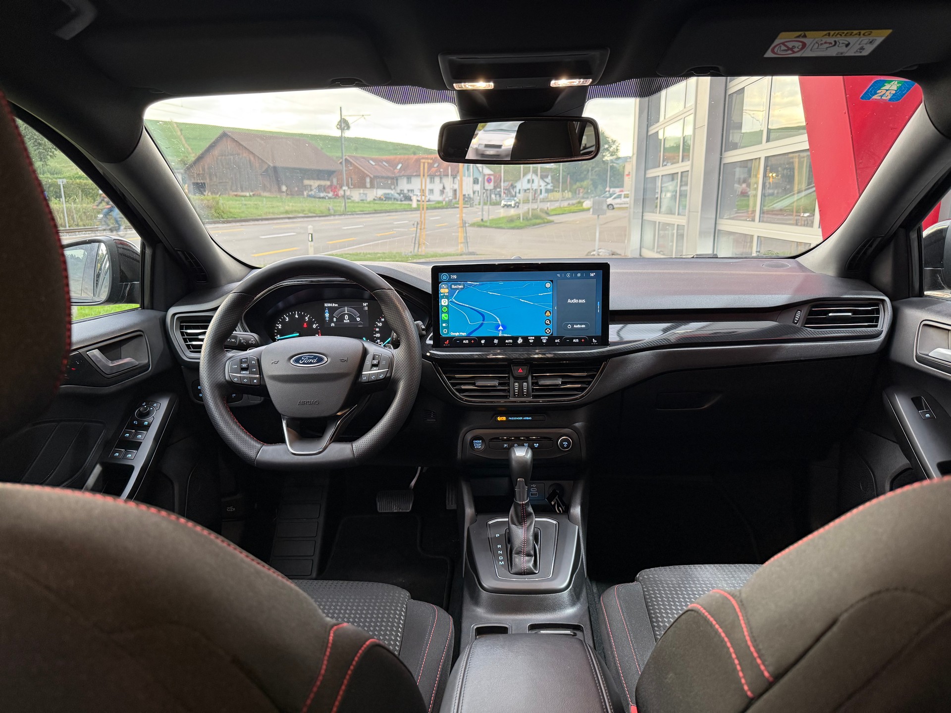 FORD Focus 1.0 MHEV ST-Line Automat LEASING AB 244.25 CHF / MONAT-image-6
