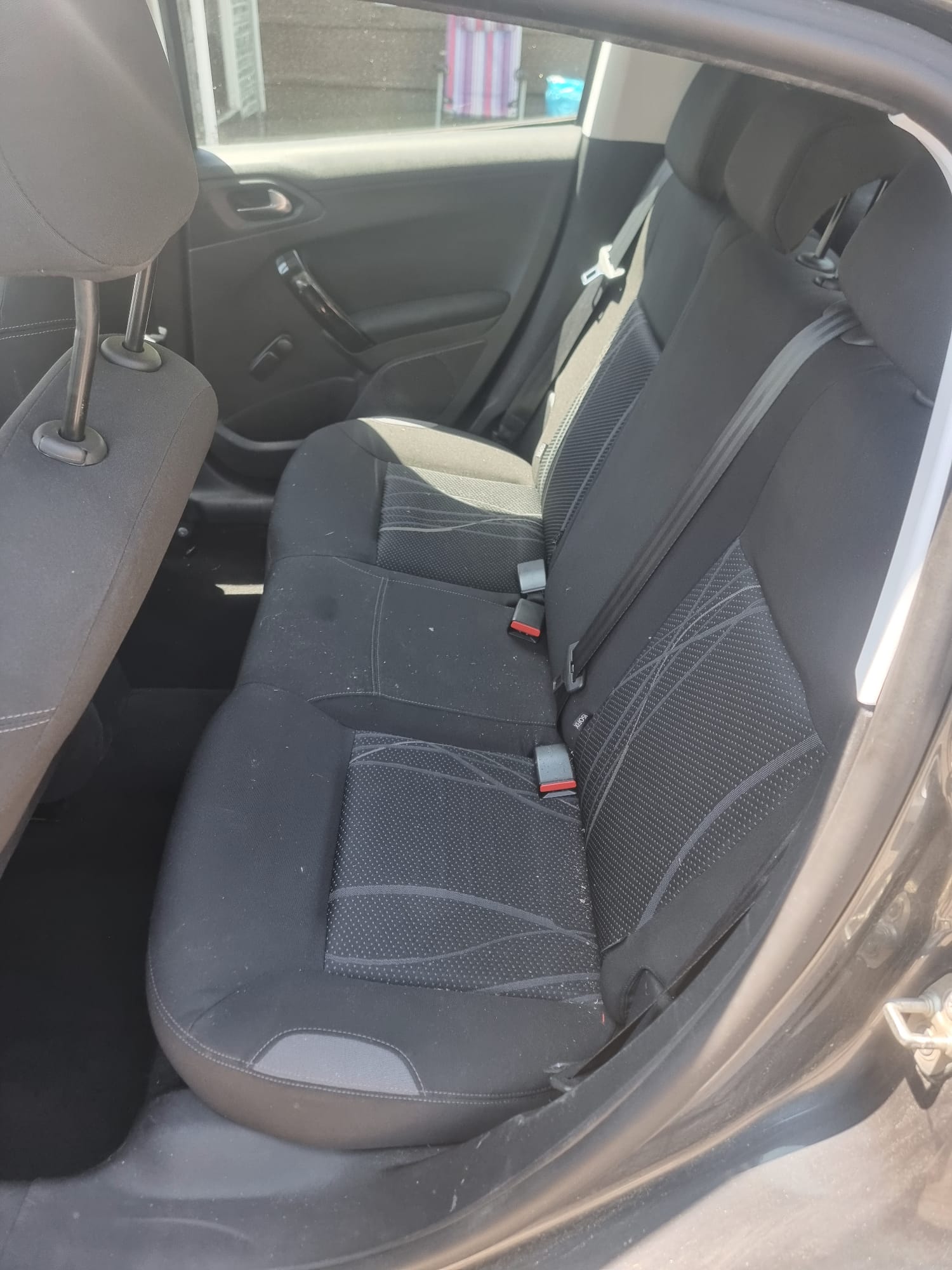 PEUGEOT 208 1.4 VTI Active-image-9