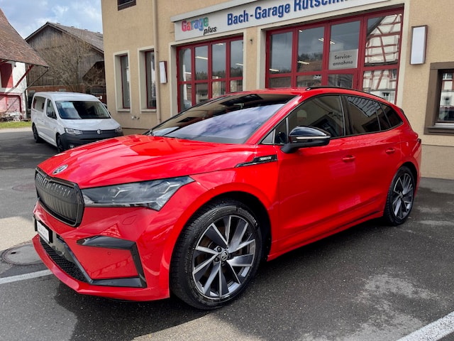 SKODA Enyaq iV 80x SportLine - SoH 93%