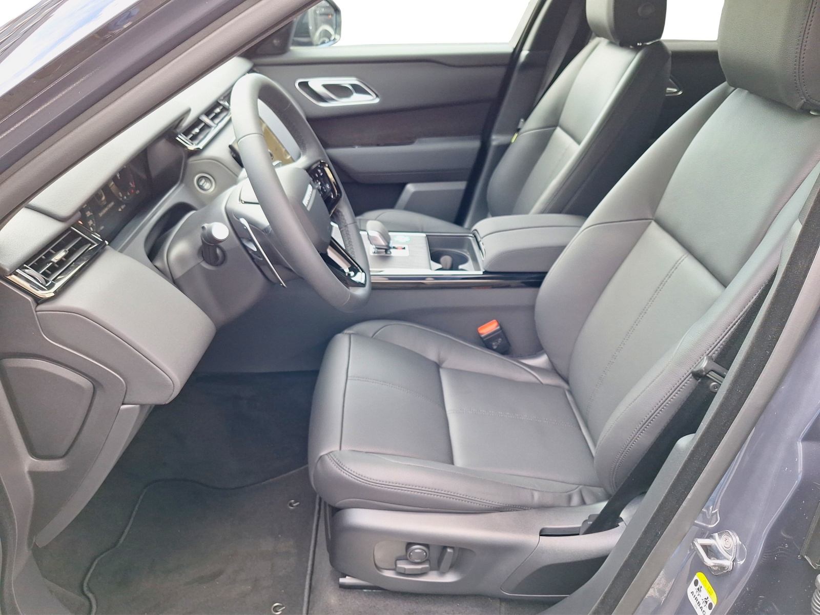 LAND ROVER Range Rover Velar 2.0 D I4 200 R-Dynamic SE-image-4