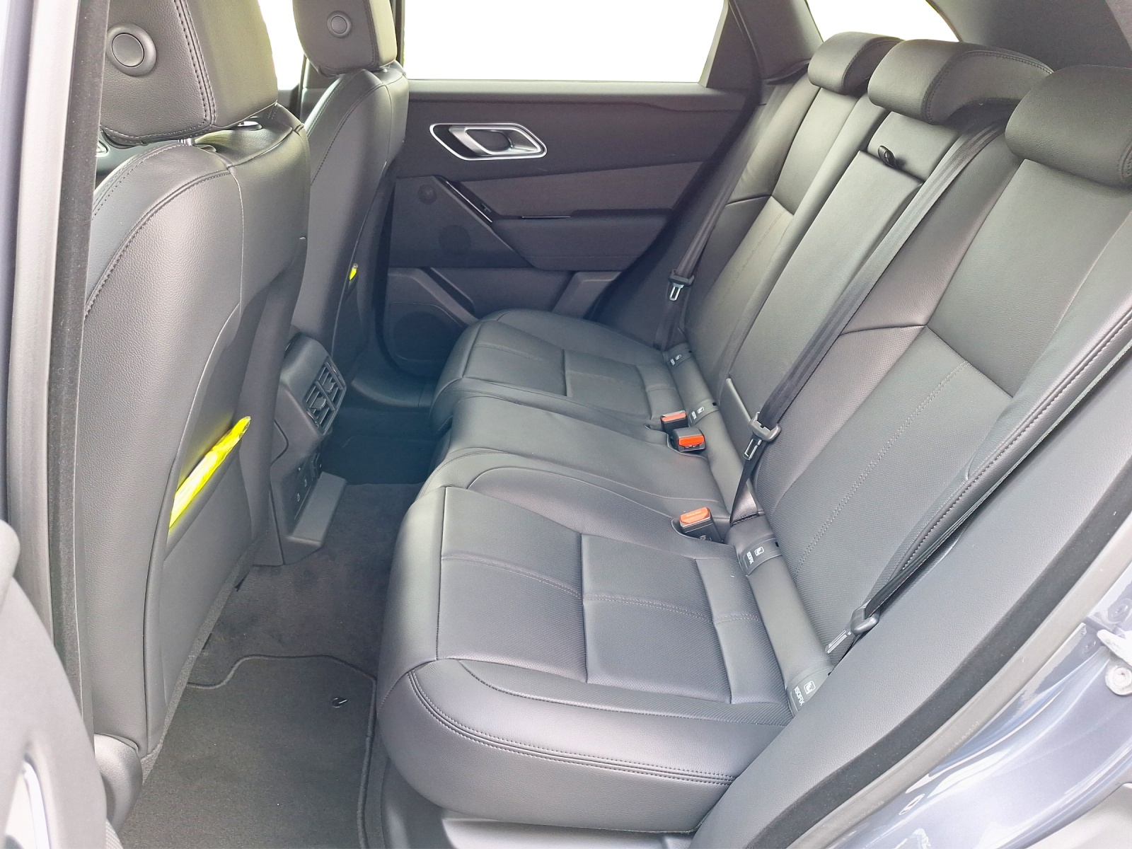 LAND ROVER Range Rover Velar 2.0 D I4 200 R-Dynamic SE-image-9