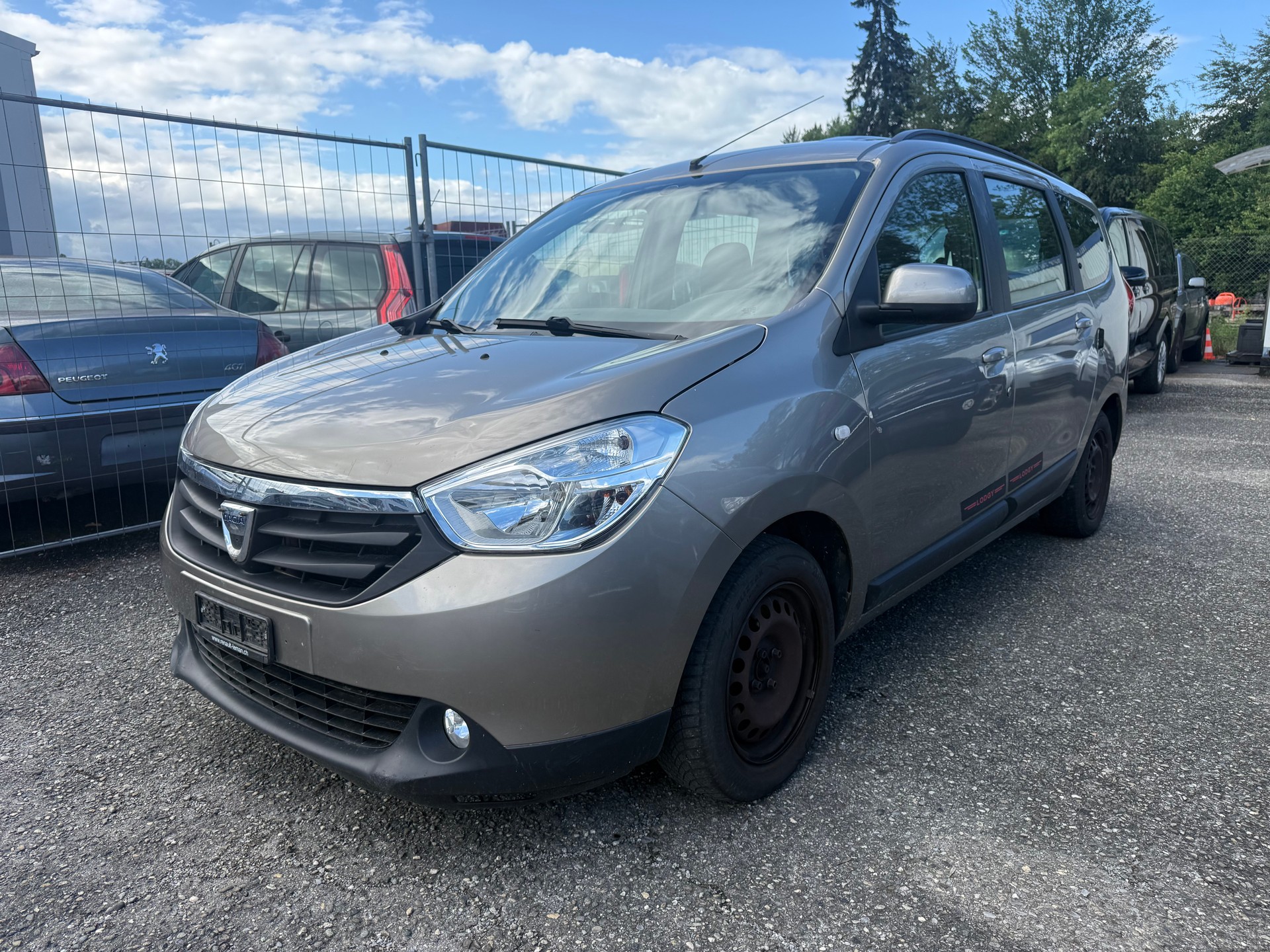 DACIA Lodgy 1.5 dCi Lauréate 7PL-image-1