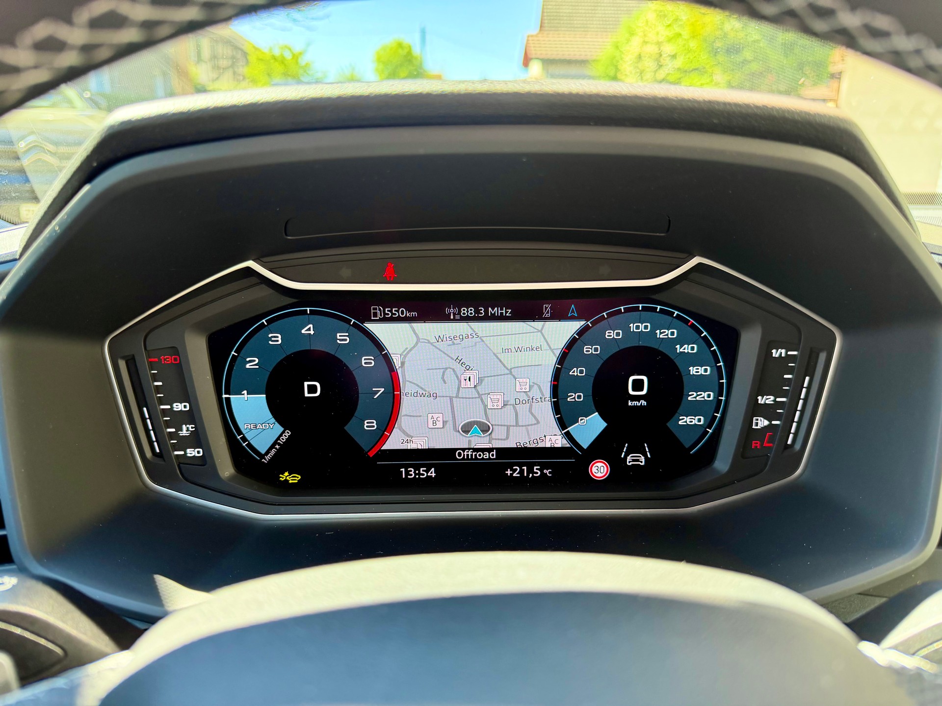 AUDI 1.0 30 TFSI S Line Attraction S-Tronic-image-15