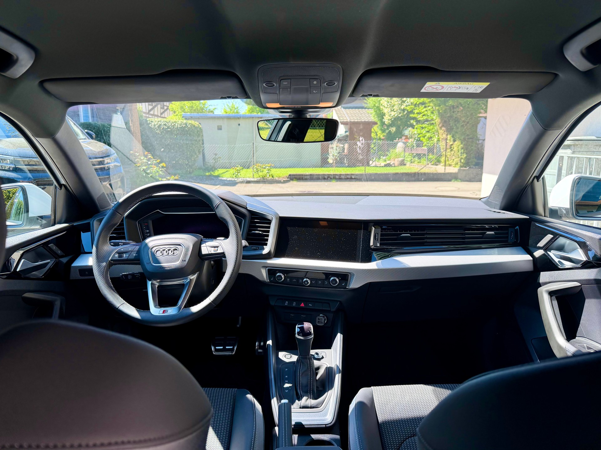 AUDI 1.0 30 TFSI S Line Attraction S-Tronic-image-11