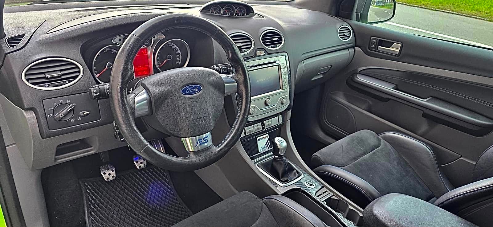 FORD Focus 2.5 Turbo RS-image-15