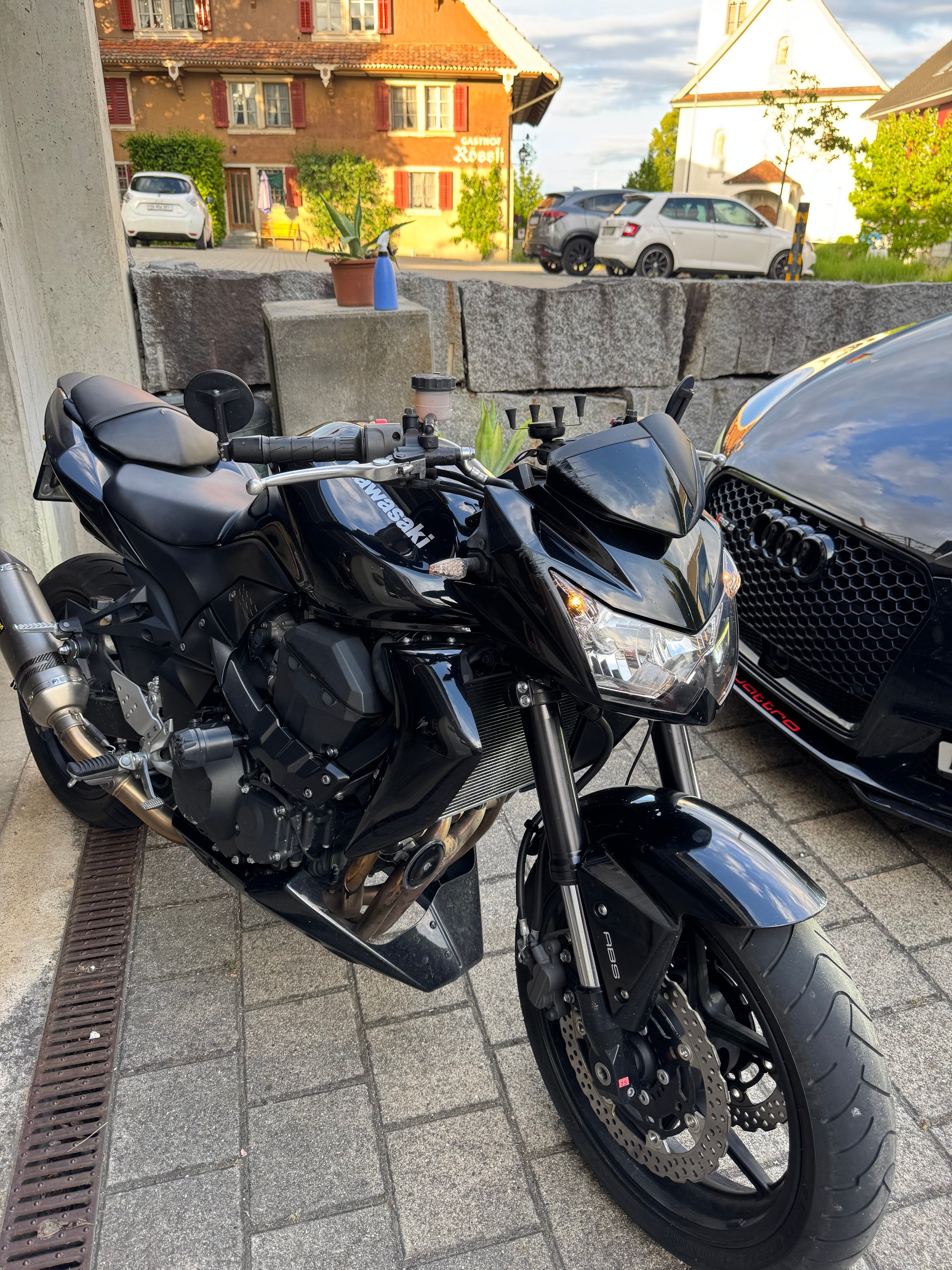 KAWASAKI Z 750 (25kW)-image-4