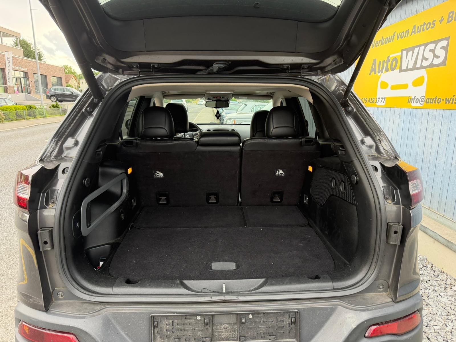 JEEP Cherokee 2.2TD Limited AWD 9ATX AD-image-16
